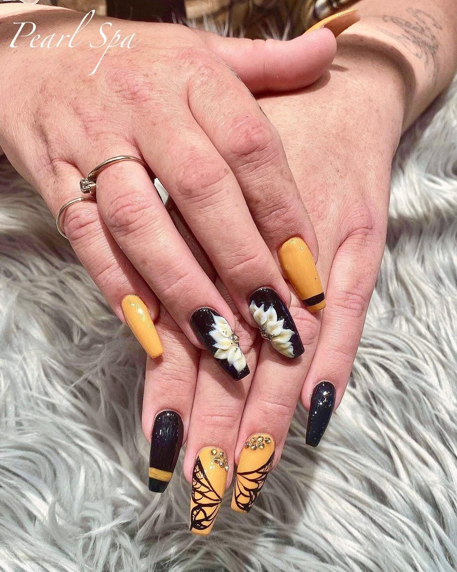 Hand-finished custom nail design by Pearl Spa, Penrith